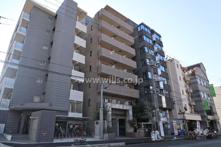 リーガル新大阪2の外観（北東側から）