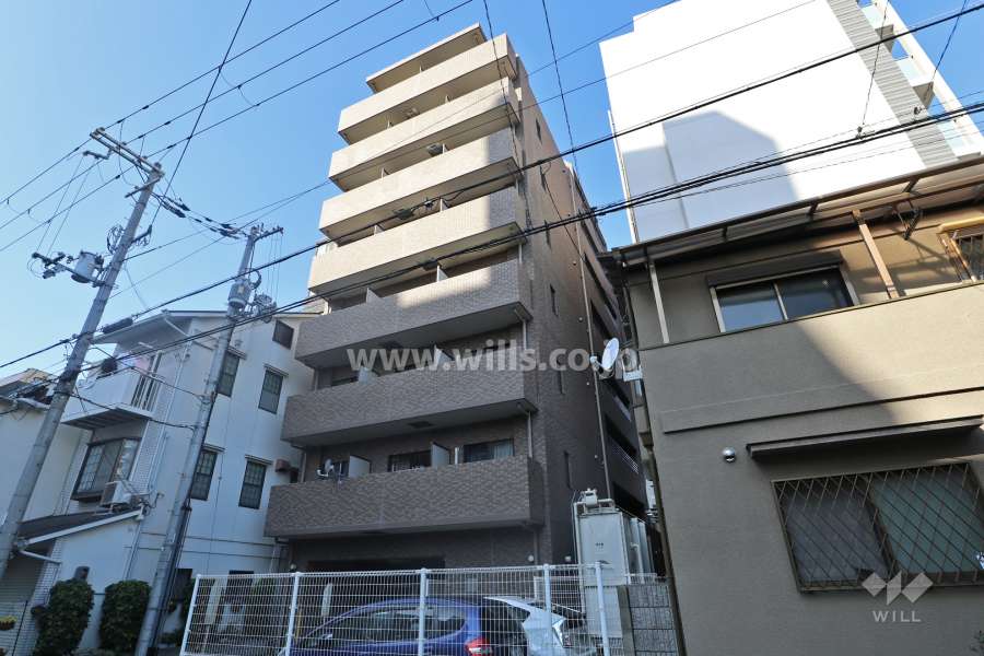 リーガル新大阪2の外観（北西側から）