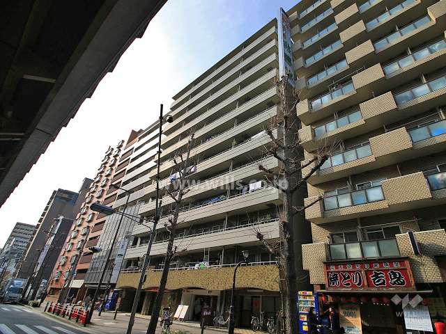 サニーコーポ東三国の外観（北東側から）