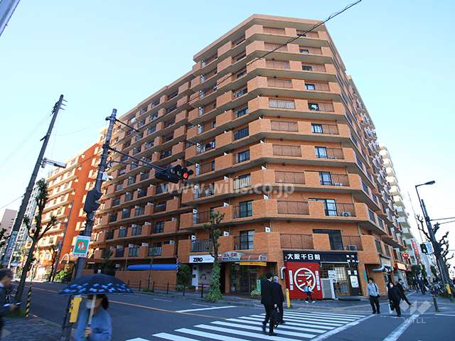 ロイヤルハイツ新大阪の外観（北東側から）