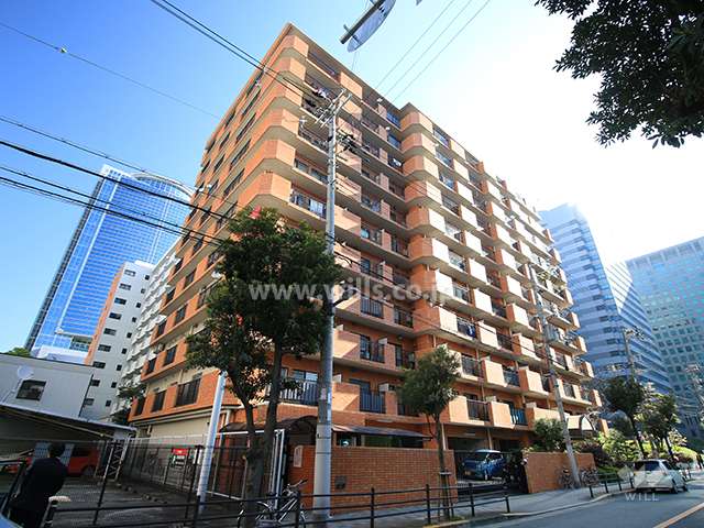 ロイヤルハイツ新大阪の外観（南西側から）