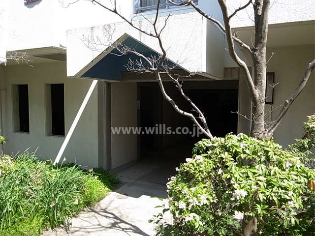 ３３号棟の南側エントランス