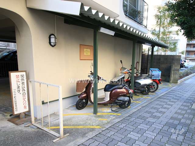 バイク置場