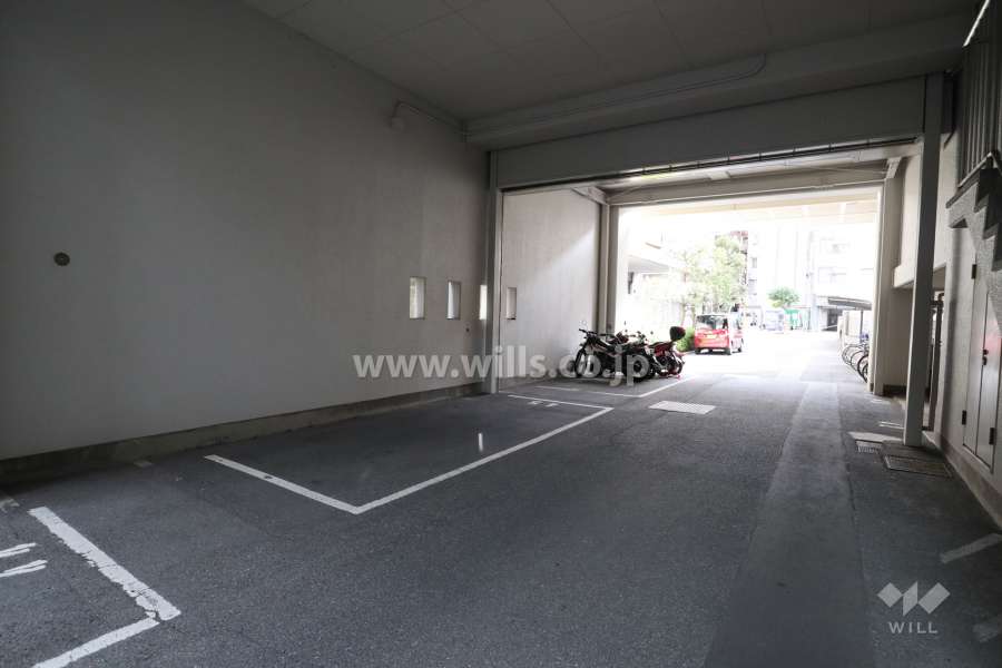 敷地内駐車場(屋内平面式)