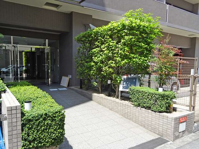 エントランスアプローチ