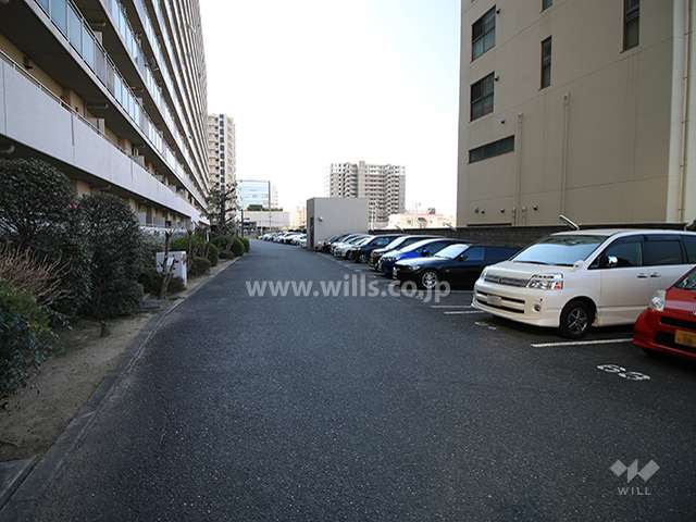 敷地内駐車場（屋外平面式）