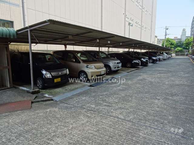 敷地内駐車場（屋外平面式）