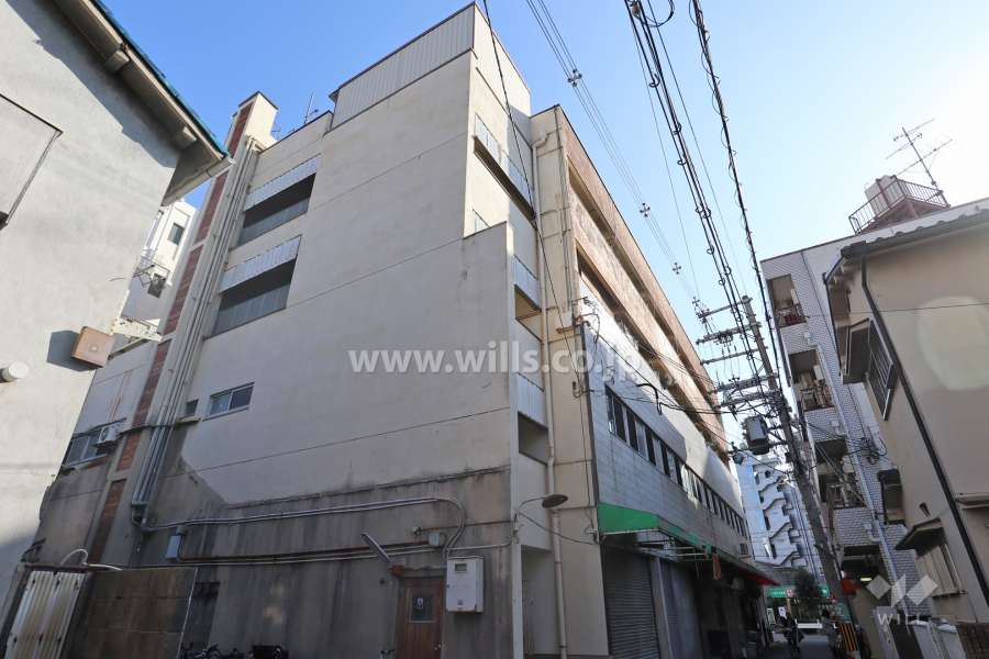 宏栄マンションの外観（北西側から）
