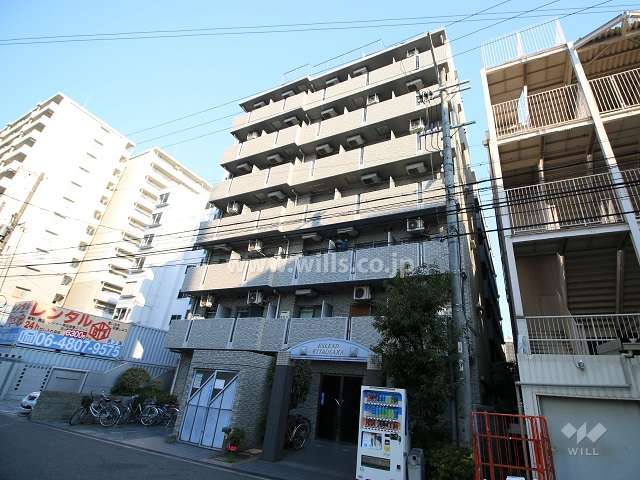 エスリード北大阪の外観（南東側から）