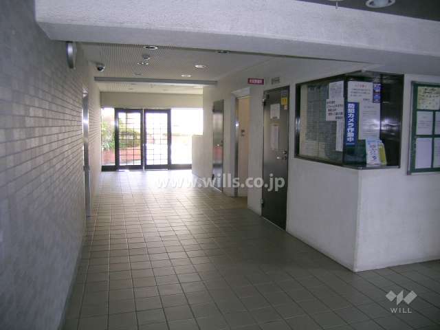 エントランスホール